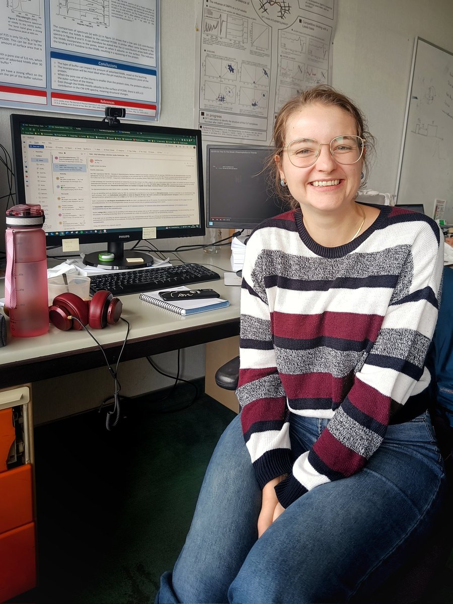 A big smile for a big achievement! Congratulations to Robine, who just got her #FWO PhD fellowship for strategic basic research 🥳🥳