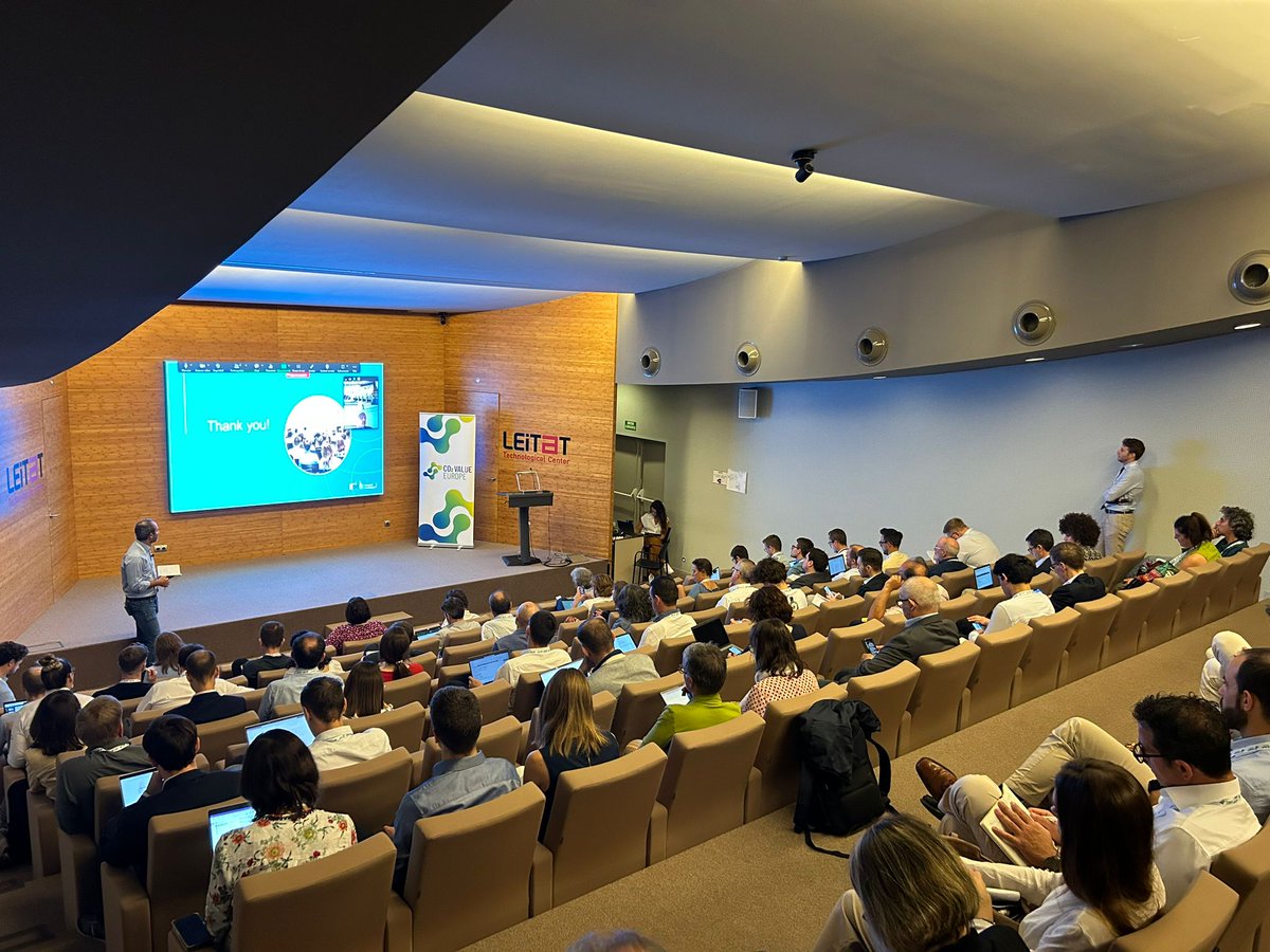 CO2ValueEU's tweet photo. Such a day, yesterday! Day 1 at CVE Days saw:
🟢A look at our achievements & our EU 2050 #CCURoadmap pre-launch
🟢Presentations from impactful #InnovationFund projects
🟢@pteco2, @Carburos, and Calcinor showcased national efforts aligned with @eu2023es
🟢@Leitat labs’ tour https://t.co/HymqmOTzN0