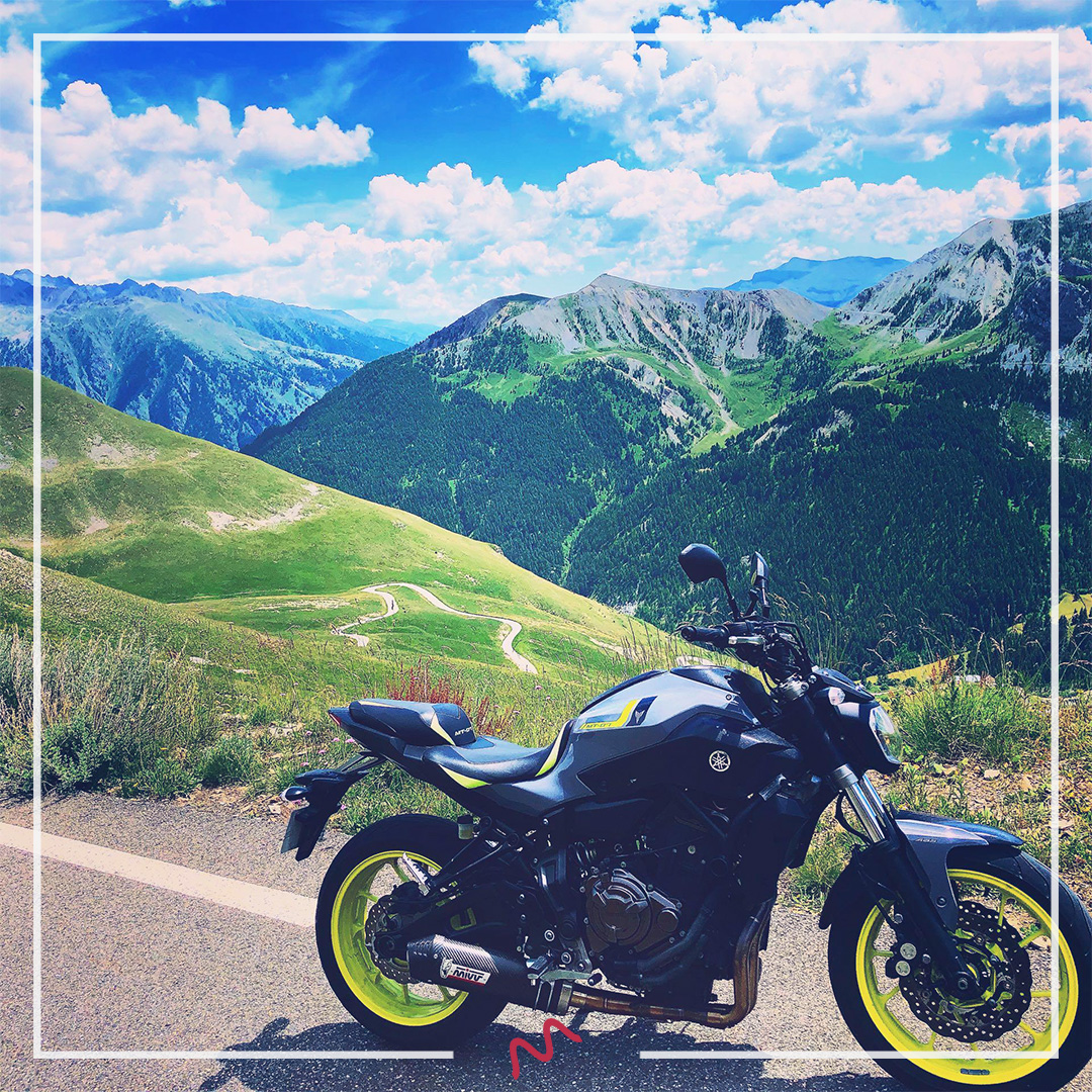 What's your steed for this season's ride?   Looking forward to your feedback! 🤩    #calimoto #calimotour #calimotoapp #motorcycle #curvyroads #windyroads #puremotorcycling #motorcycleride #nomorestraightroads #motorcycletrip #motorcycleadventure #motorcycletouring