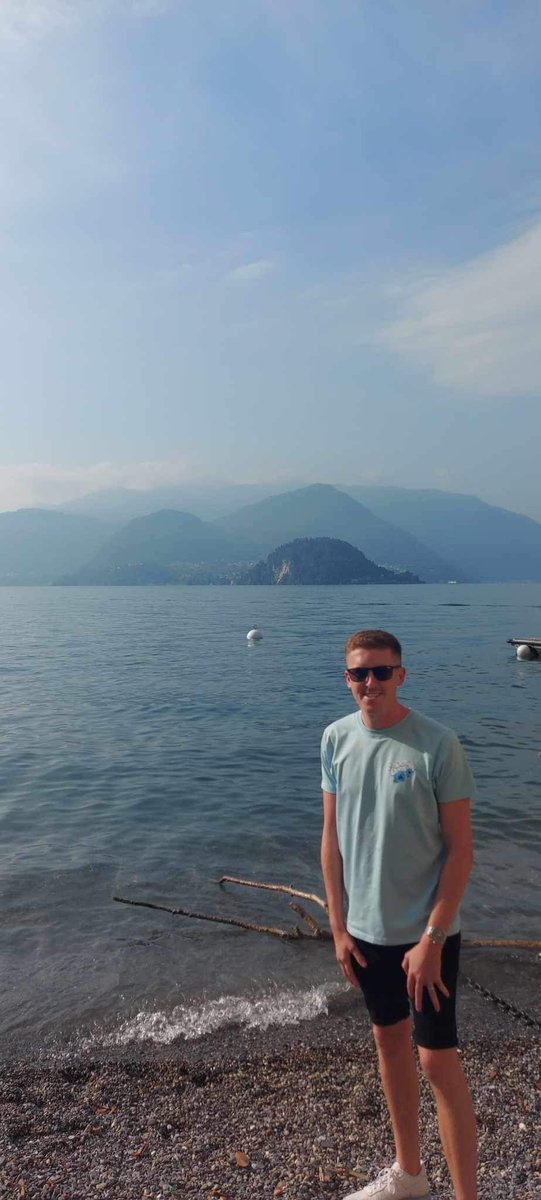 LukeProbert1's tweet photo. Out here at Lake Como where’s its still summer 🇮🇹☀️ @Syndicate @SyndicateOG https://t.co/1mqn4IHLUq