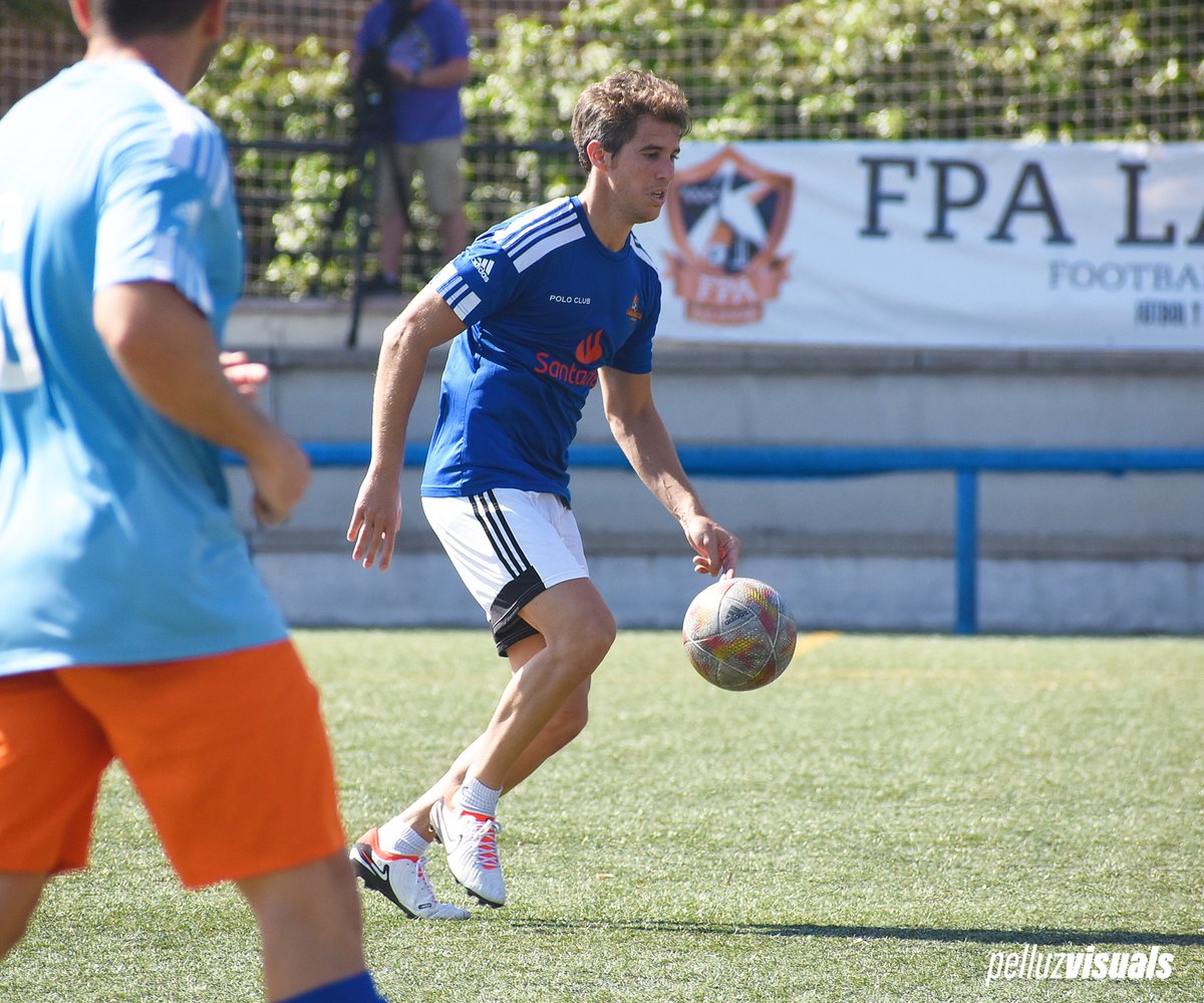 pelluzvisuals's tweet photo. 📸 Trabajo fotográfico para @elchiringuitotv en su tercer encuentro entre el equipo titular y los aspirantes a la #LigaDeMedios disputado en el Recinto Ferial de Las Rozas. https://t.co/bMO3cXyzCM