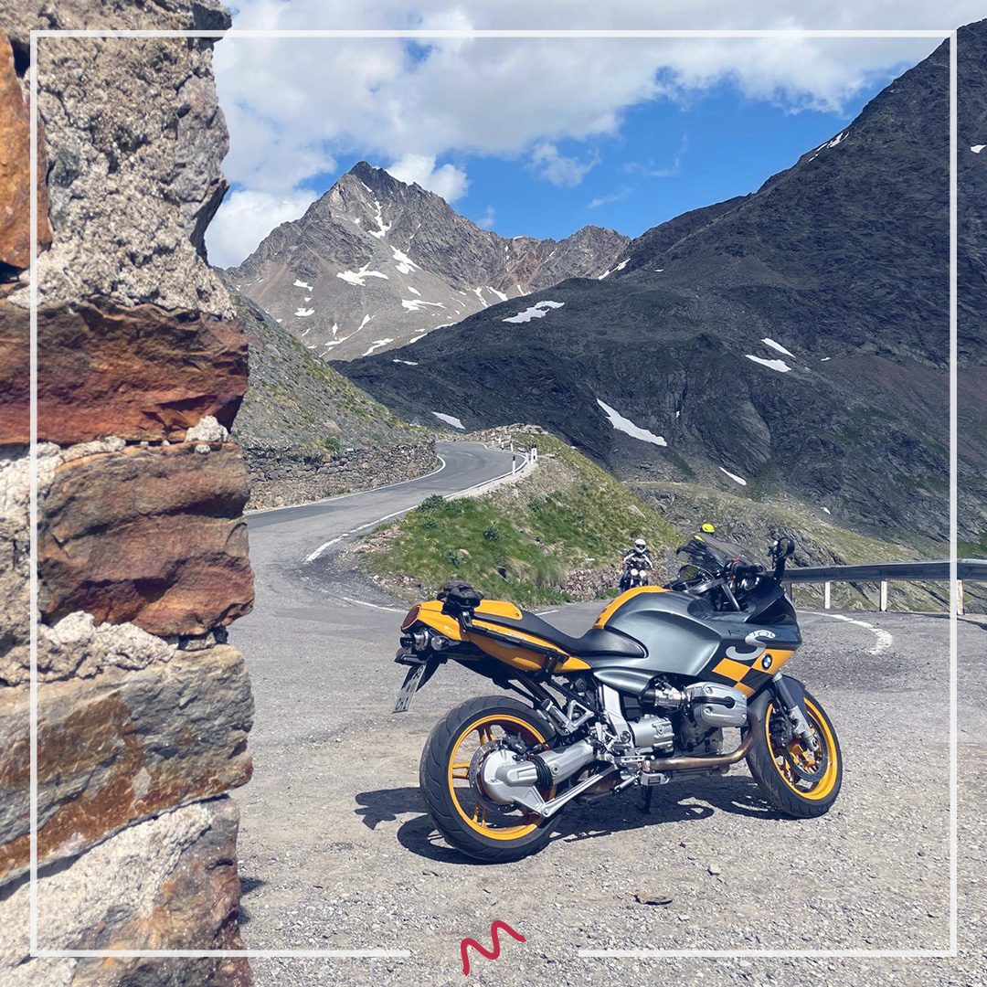 What's your take on sport bikes? 😇  Share your thoughts in the comments!   #calimoto #calimotour #calimotoapp #motorcycle #curvyroads #windyroads #puremotorcycling #motorcycleride #nomorestraightroads #motorcycletrip #motorcycleadventure #motorcycletouring #motorcyclingseason
