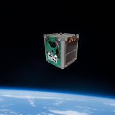 ucvradio's tweet photo. Luego de 6 años en órbita, #Hoy viernes reingresará a la Tierra y se desintegrará el nanosatélite Suchai, el primero de su tipo lanzado por nuestro país. Diseñado y operado por estudiantes y académicos, #Suchai llevó a bordo una serie de experimentos tecnológicos y de ciencia. https://t.co/uTEjaUyB8g