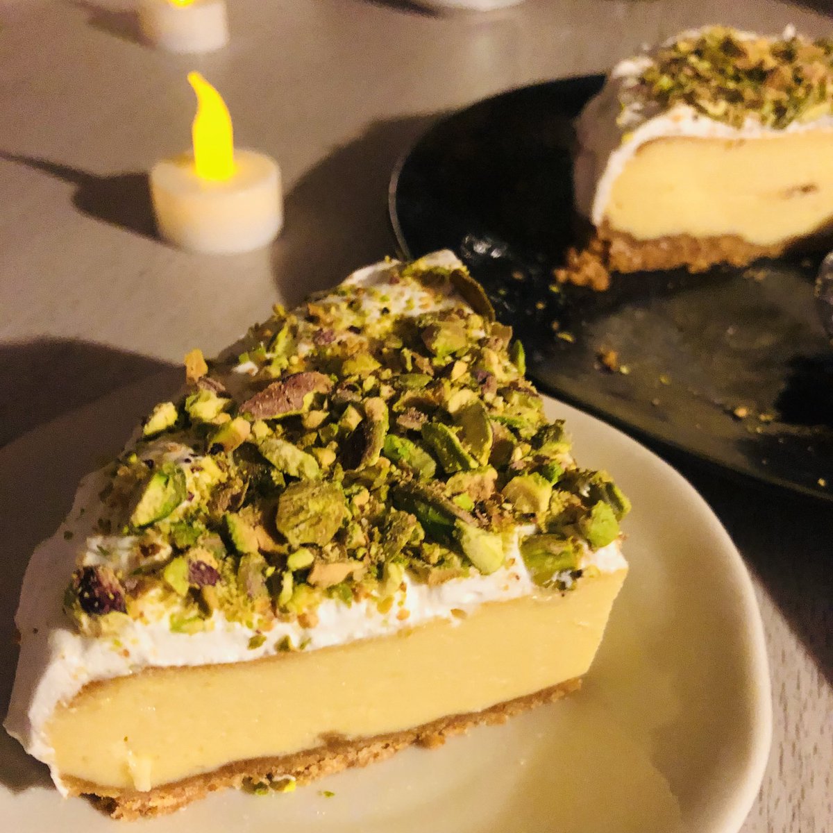emo__byu's tweet photo. 色んなチーズケーキ集

①ピスタチオチーズケーキ
②ベリーチーズケーキ
③フルーツチーズタルト
④シンプルチーズケーキ https://t.co/qRSDc4WDNc