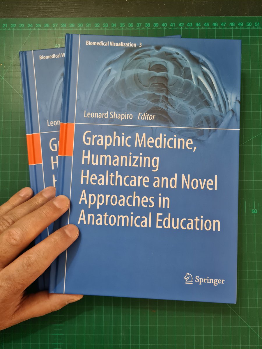🎉Nothing like receiving the HARD COPIES of a volume that has taken a year of joyful teamwork in the making. 11 chapters, fantastic authors. BIOMEDICAL VISUALIZATION VOLUME 3💥 pub by @SpringerNature Series Editor @medicalvis Volume Editor @leonard_shapiro link.springer.com/book/10.1007/9…