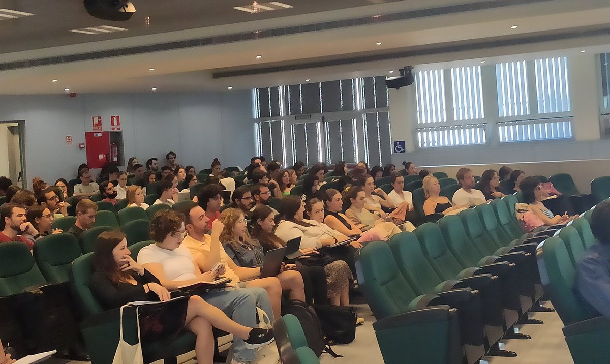 FACULTAD DE FORMACIÓN DEL PROFESORADO Y EDUCACIÓN tweet media