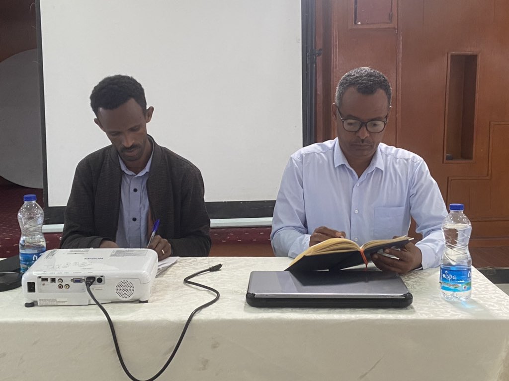 Tigrai_TV's tweet photo. Hunger kills over 1300 people in 9 districts in #Tigray
——
Research conducted by Tigray Health Research Institute, Mekelle University and Bureau of Health revealed 1329 people died from hunger in 9 districts in Tigrai only in the past 9 months.

Presenting the research this morning, Lead Researcher Dr Mokonen Haileslassie underscored that the research finds “68.3% deaths in Tigrai occurs due to starvation”.

Director for Tigray Health Research Institute Dr. Hayelom Kahsay on his behalf said the research estimates 7949 people died from hunger across 76 accessible districts across the region.

Dr. Mokonen  Haileslassie added the research recommends that Complete Enumeration Survey Method should be carried out to know the total deaths across Tigrai, continuous advocacy is expected from stake holders, expedited humanitarian response is warranted from aid agencies to prevent more deaths, and rehabilitation activities including return of the displaced communities to their homes.

The research also states burning down of crops and grain stores, stealing and slaughtering of livestock, Intentionally looting and destruction of food, lack of food aid as well as  displacement of people exacerbated the humanitarian crisis generated by the war on Tigray.

Discussion on the report resumes. Question and answer is talking place between participants and lead researchers.

@AbelTsgab reports.