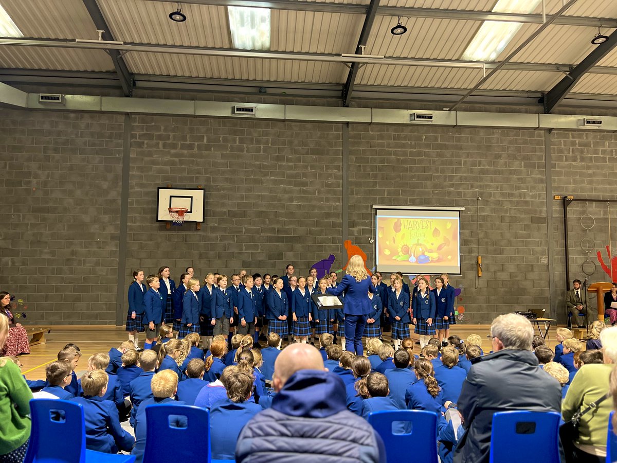 Craigclowan's tweet photo. Thank you to everyone who came along to Harvest Festival and gave so generously. Special thanks to our guest speaker Mr Ross Borthwick from @GlenalmondColl. All the thanksgiving offerings this year will go to the Royal Voluntary Service and Perth Foodbank.
#CraigclowanValues https://t.co/JIDOXNRm8y
