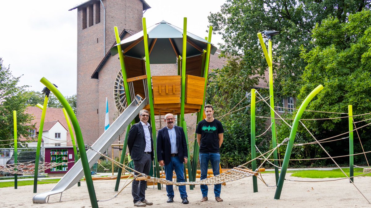 Nach 15-wöchiger Bauzeit konnte der neue Spielplatz Kattenwald in Reichswalde nun eröffnet werden. Eindrücke von der Anlage könnt ihr auf unserer Website sammeln: kleve.de/stadt-kleve/ra…