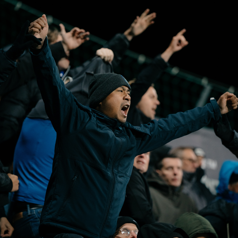 ClubBrugge's tweet photo. Through rain and wind. Over land and over sea. Always there, ๐๐ฏ๐๐ซ๐ฒ๐ฐ๐ก๐๐ซ๐ ๐ฐ๐ ๐ ๐จ. ๐๐ค #BODCLU #UECL