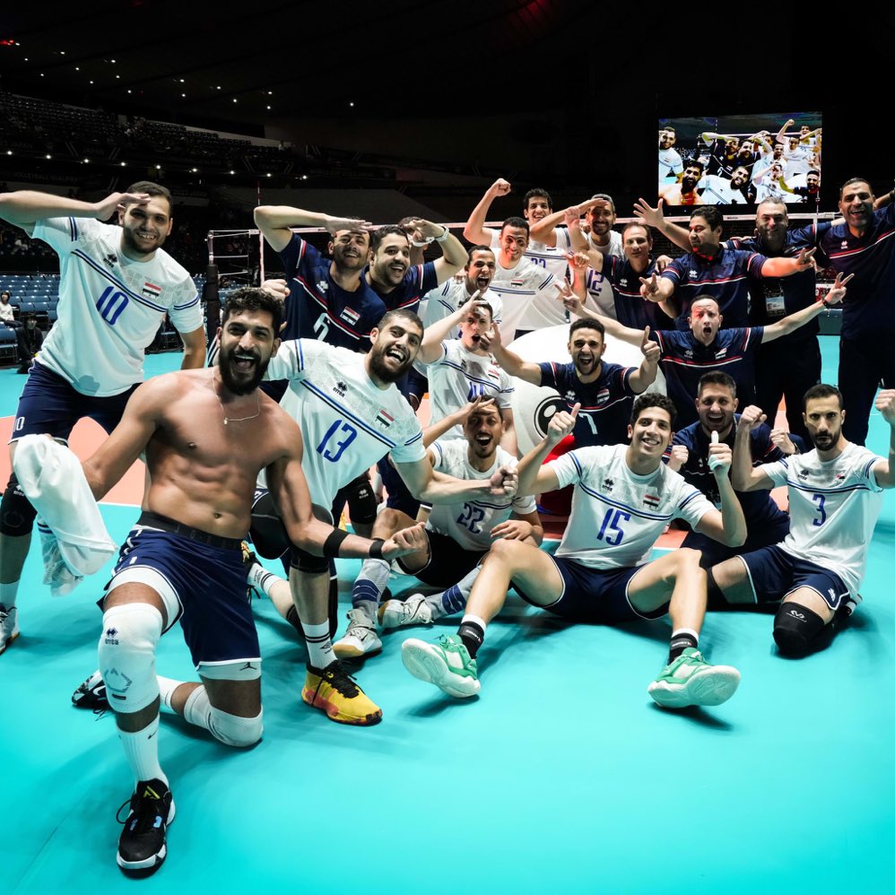 maestrooreyadi's tweet photo. انجاز كبير للكرة الطائرة المصرية
🏐👏🏻🇪🇬
فوز غالٍ على #تونس 3-2 بعد التأخر 2-0 
والاقتراب من التأهل إلى أولمبياد باريس 2024
🏐👏🏻
فوز #مصر على تونس كان الأول 
منذ  8 سنوات تقريباً https://t.co/SKDMXzdIJW