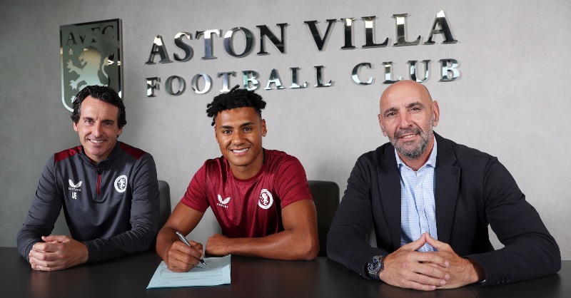 AVFCOfficial's tweet photo. Aston Villa is delighted to announce Ollie Watkins has signed a new, long-term contract with the club! ✍️