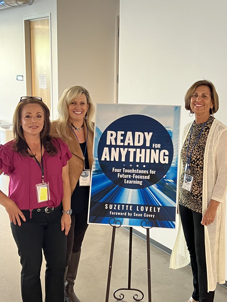Ready to kickoff day 2 of RFA Institute in San Diego. Thank you <a href="/CherylHibbeln/">Cheryl Hibbeln</a> for creating time &amp; space to work thru our PoPs. And <a href="/CarolAnn_oz/">Carol Ann</a> helping facilitate