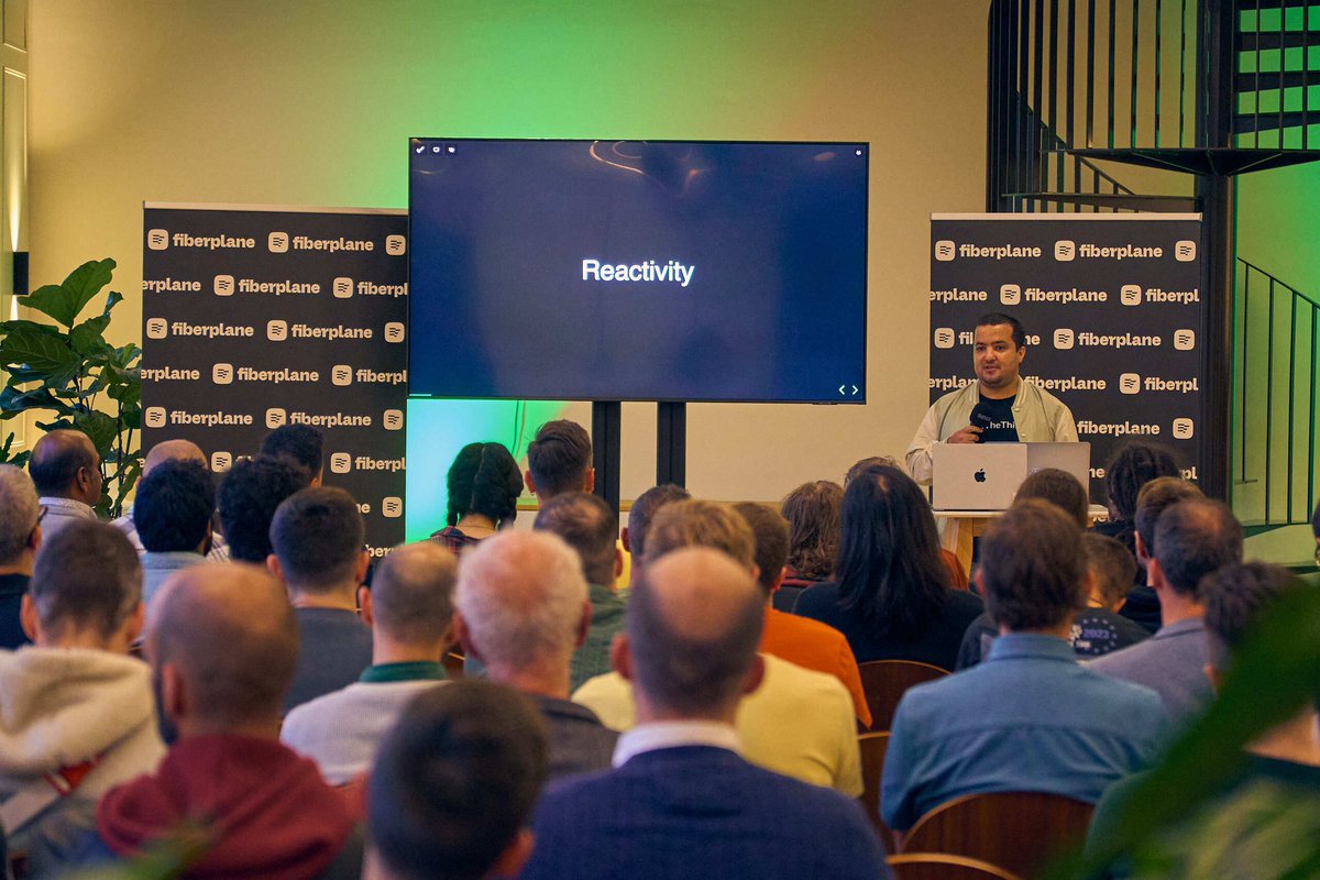 thejsnation's tweet image. #AmsterdamJS Meetup was rock🚀

😎Let’s applaud to amazing speakers @salamaashoush, @rage_monk, @_laurynas

 🙌Huge thanks to @fiberplane

And congrats to winners for React Day Berlin tickets raffle: @shiralizadeh, @AlexDum99543901 🎉

The next JS Meetup🔥shorturl.at/hqEQ8