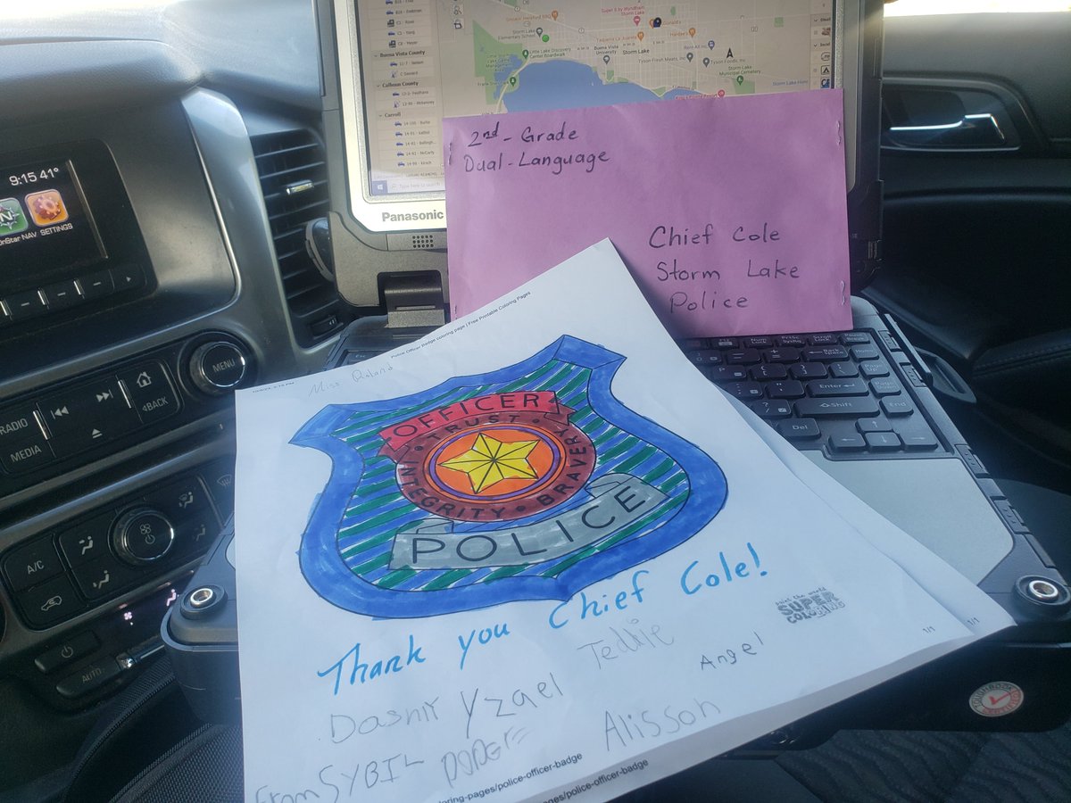 Education is the key to understanding, and dual language classes unlock a world of possibilities for our children.

Thank you Storm Lake Elementary 3rd grade dual language for the opportunity to read Spanish books with you!