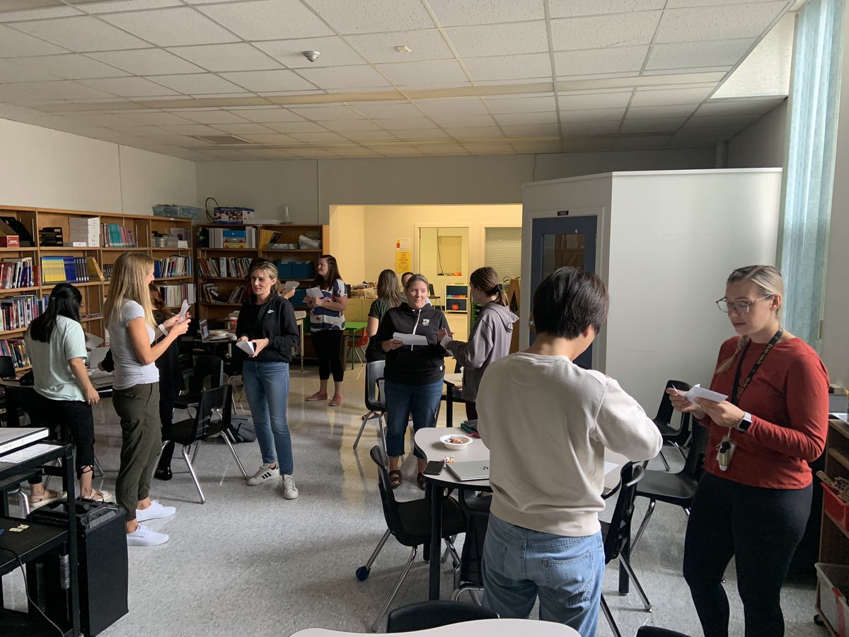 Ealing staff is engaged learning about the new Language curriculum. <a href="/buildershe/">Sheila Builder</a> <a href="/EalingSchool/">EalingSchool</a> <a href="/TVDSB/">Thames Valley DSB</a>