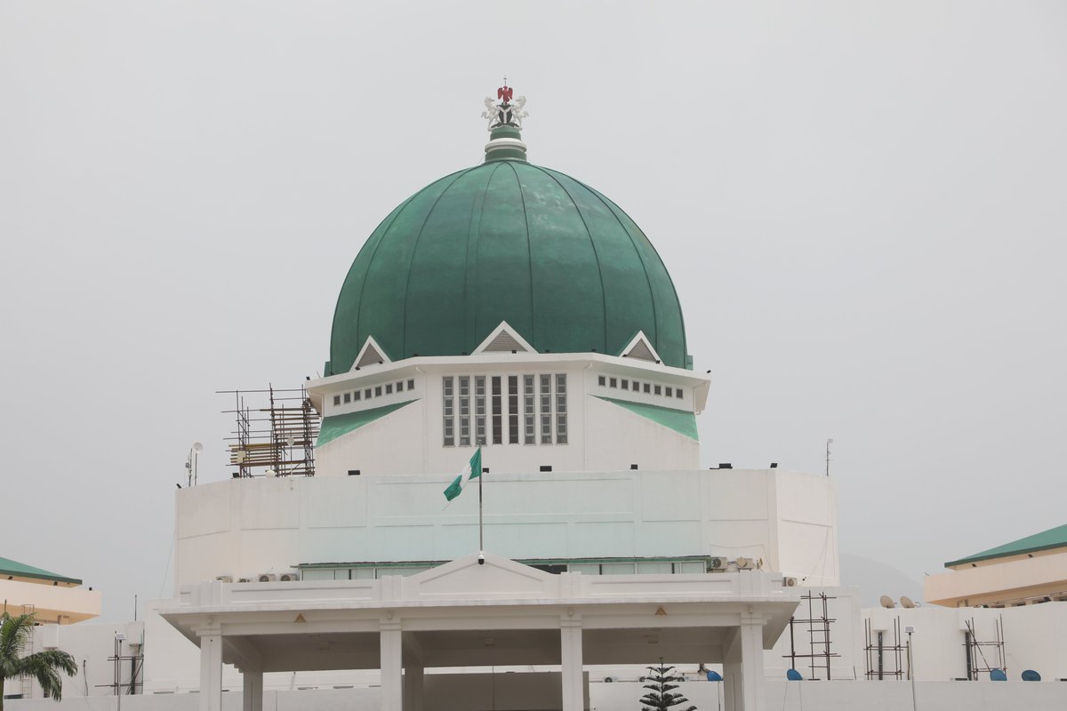 PLACNG's tweet photo. Earlier today, as part of the orientation for newly inducted 2023 PLAC Legislative Interns, the cohort was taken on a familiarisation tour of the National Assembly Complex to acquaint them with the @nassnigeria environment.

This tour was organised by @PLACNG in collaboration with @nassnigeria & with support from the @EUinNigeria