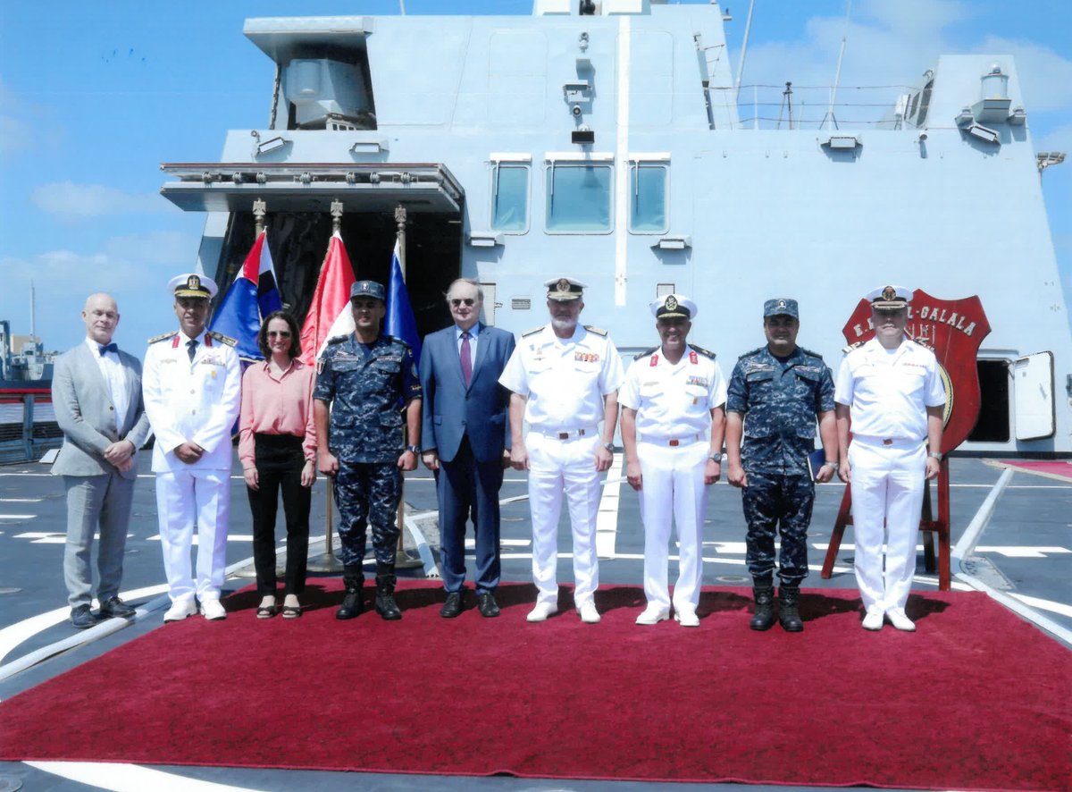 EUNAVFOR's tweet photo. First visit of the @OpComd_EUNAVFOR to Egypt.
He met with Egyptian Navy Commander, Lieutenant General Ashraf Ibrahim Atwa Megahed, and they exchanged views on future cooperation between Egypt and #EUNAVFOR.
More information here ➡️ https://t.co/VBCGWdE2OF
#MoreThanShips https://t.co/gltjSWzEUG