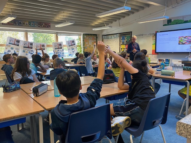 StMatthewsSurb's tweet photo. Year 6 were lucky enough to have Jeremy from the British Humanist Association visit us today. He answered questions such as 'do you have any tips for living life in all its fullness?' and 'do humanists ever go on a long, difficult journeys?' #PrimaryRE #humanist #deeperthinking https://t.co/XB1hYbPg8E