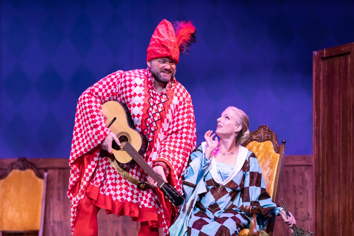 karenkanakis's tweet photo. We’re jumping for joy for our last 2 performances of #falstaff with Salt Marsh Opera! This time we’re at The Kate in Old Saybrook, CT. Come see us tonight and Sunday!! #operatwitter https://t.co/8hlsyZBg58