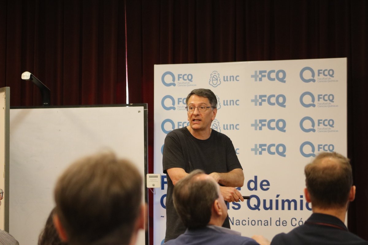 fcqoficial's tweet photo. #Ahora | Comenzó el Taller Pre-Foro BIO en #FCQUNC. Con la presencia de autoridades provinciales y de la Facultad, la comunidad biotecnológica de #Córdoba reflexiona y debate sobre la formación académica en #biotecnología, camino al #ForoBIO 2023 🧵 https://t.co/ndQS65nq6b