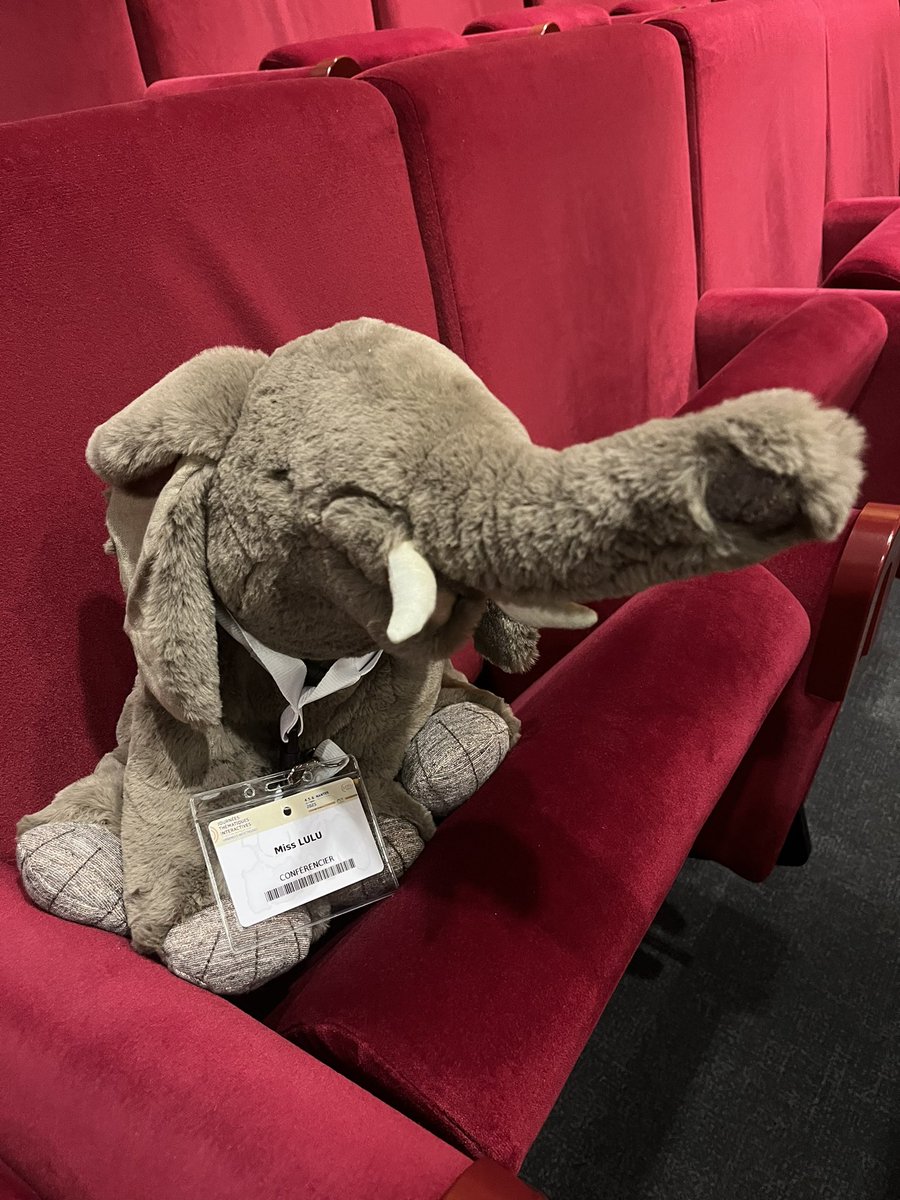 Tombée de rideau pour ces JTI 2023 !! Lulu et tous les organisateurs vous remercient de votre présence enthousiaste !! Ce succès est aussi le votre ! Merci à tous et à bientôt ! #jti #nantes2023 #sfmu #cmupl #villedenantes #chunantes #medecinedurgence <a href="/SFMU_MS/">SFMU</a> <a href="/sfmujeunes1/">SFMU · Commission Jeune</a>