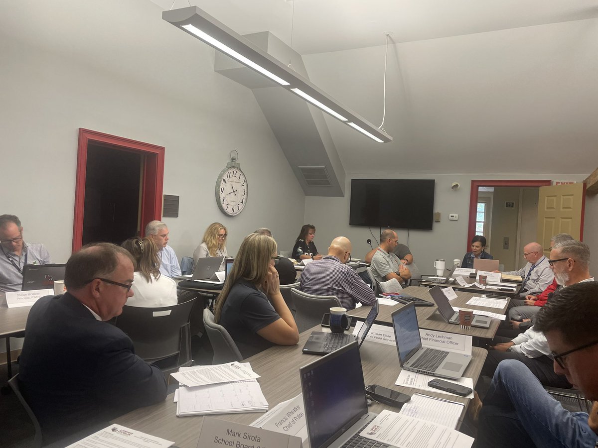 We are excited to bring our District-wide Safety and Security Committee back together. Stakeholders from throughout the township are collaborating on “maintaining a safe and secure learning and work environment” in UD.