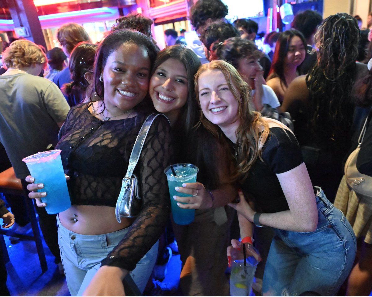 BrothersUofI's tweet photo. Heartfelt THANK YOU for everyone coming out for our Brothers Bar Grand Opening to see the Bears game!  Last time we saw each other, half our faces were covered!  Hope you like to new place. See everyone tonight! https://t.co/XTcxFJw9bk
