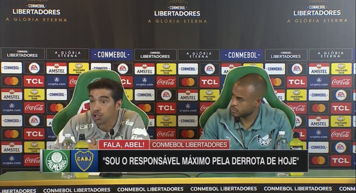 martinsfut_'s tweet photo. "Por que eu não tiro o Rony do time? (Risos) Quando vocês acharem alguém que lambe a costura do saco talvez vocês entendam."

🎙️ Abel Ferreira. https://t.co/mqoYJuo3FQ