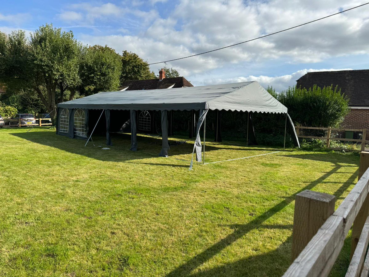 JubileeTap's tweet photo. All set to go! 🍻🍔🎸
The Marquee is up for the bands and the gazebo for the BBQ! 
Remember that The Missy Nelson Band are playing this evening at 5:45pm around the back of the Tap Room. You can access the garden via the taproom and it will be sign posted. https://t.co/IV4QdHDsrb