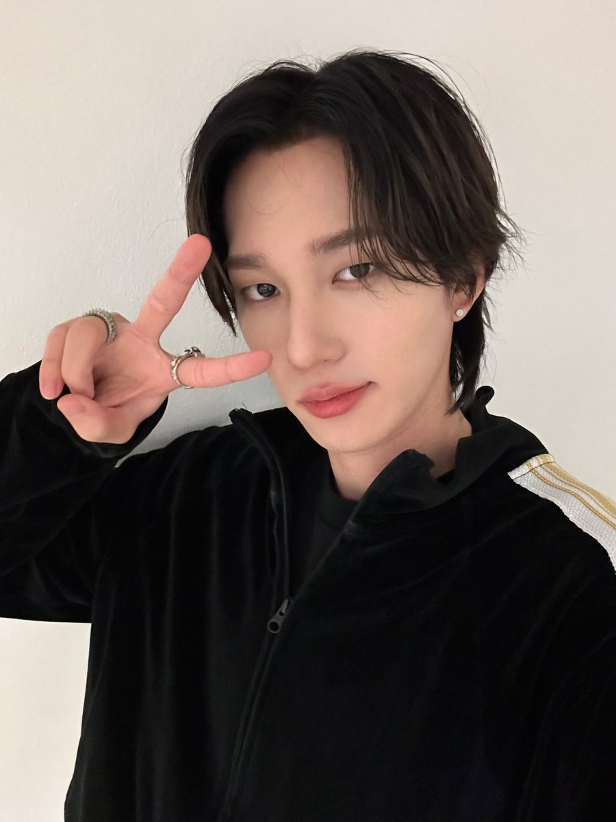 내일 공연도 화이팅👊👊🔥🔥

#P1Harmony #THEO