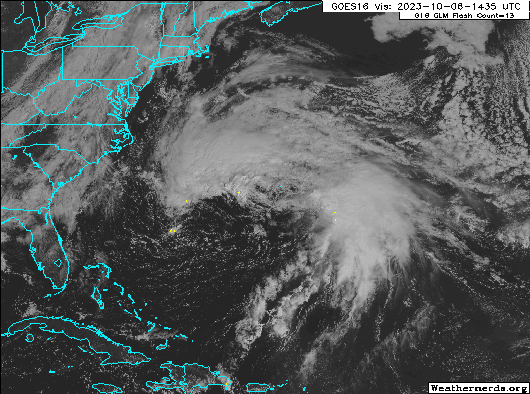 WillWeatherRVA's tweet photo. Atlantic: #Philippe (#17L) - the storm, not the forecaster @pppapin - has become a large post-tropical cyclone north of Bermuda. Although it is no longer tropical, it is likely to bring widespread heavy rain and wind to northern New England and the Canadian Maritimes on Sunday. https://t.co/3ivXUR4o2B