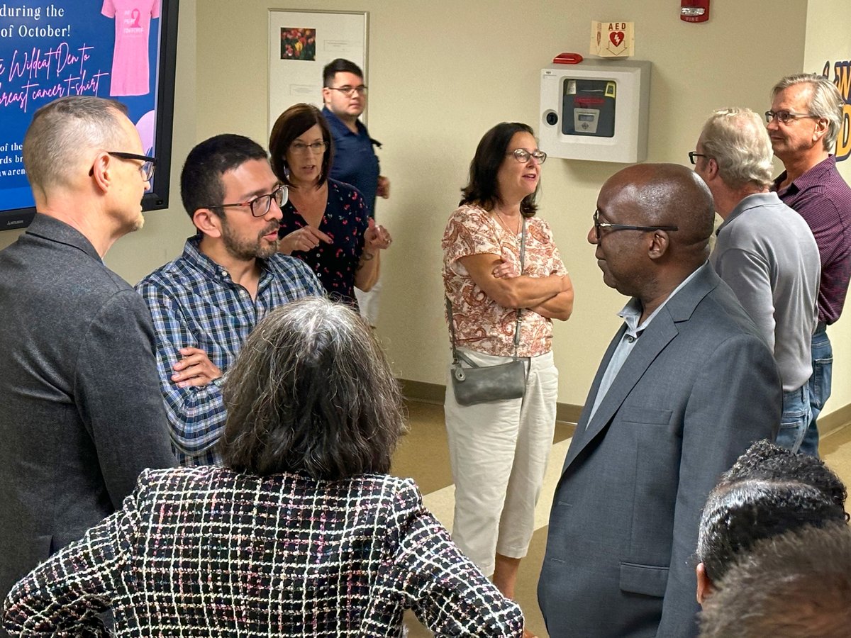 SUNYPolyInst's tweet photo. Week one is in the books for President Soboyejo! Here are some highlights:
☕Coffee and Conversations with faculty and staff
🏥Tour of the new Wynn Hospital
🖥️Visit to The Griffiss Institute in Rome, NY
🏫Discussions with student leaders
#SUNYPoly #PremierPolytechnic https://t.co/bC08nt9hom