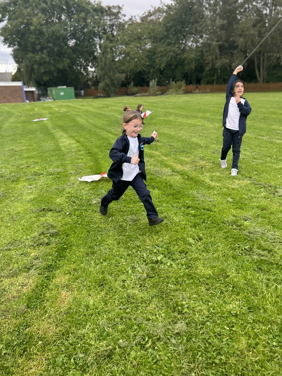 Congratulations Y2 attendance champions for September hope you enjoyed your kite flying afternoon #flyingstart <a href="/GarstonCE/">GarstonCE</a> <a href="/SMcDonoughREMAT/">Mrs McDonough</a>