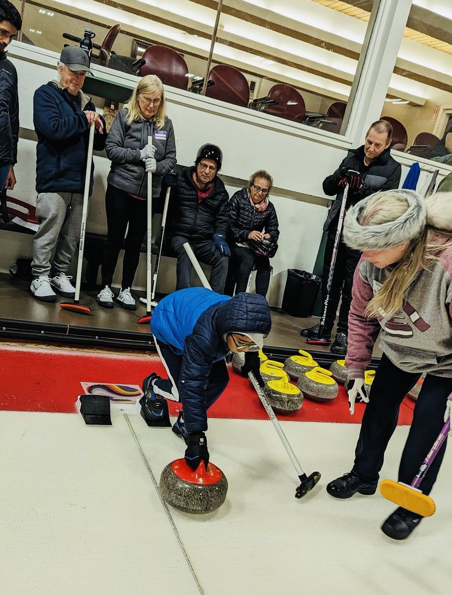 Toronto Curling (@torontocurling) on Twitter photo Learn to Curl event <a href="/WhitbyCurling/">Whitby Curling Club</a>! Learn to Curl event <a href="/WhitbyCurling/">Whitby Curling Club</a>!