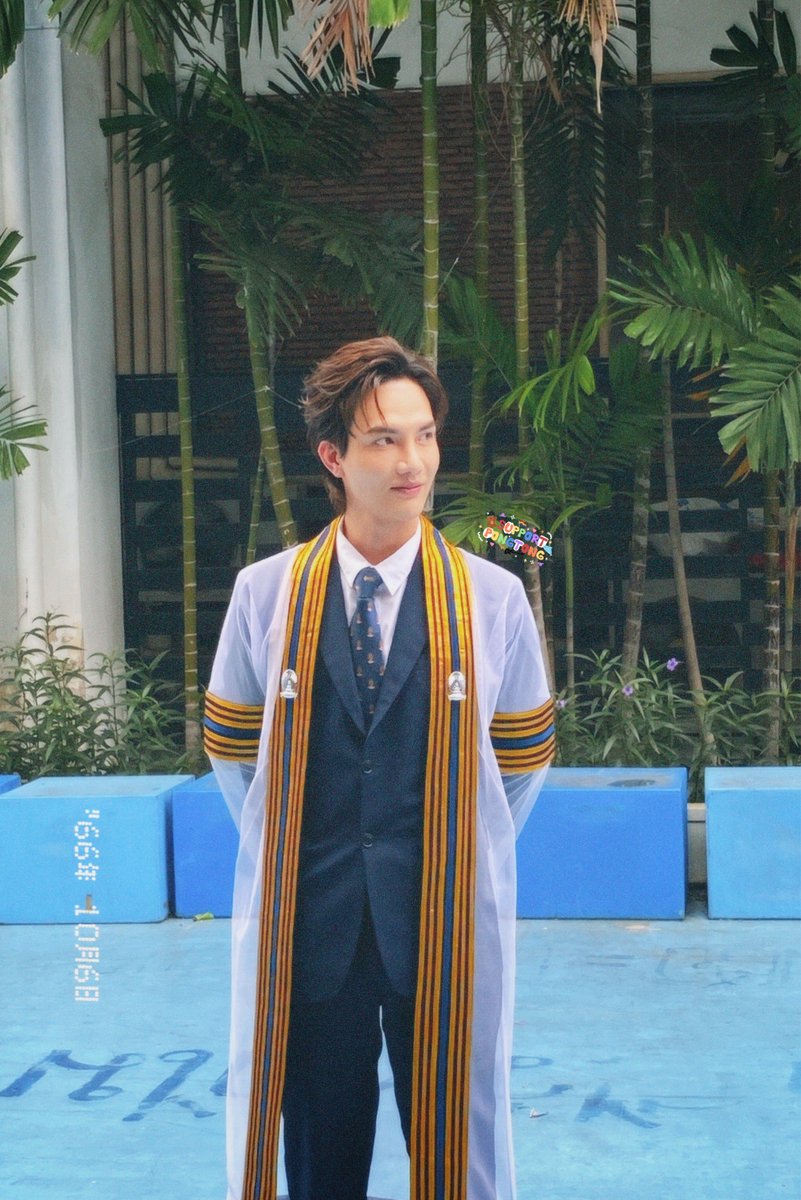supportpongtong's tweet photo. 06/10/23 🎓🐬
เห็นพี่เติบโตไปอีกหนึ่งความสำเร็จ ดีใจและภูมิใจในตัวพี่มากๆ อยากอยู่ในทุกช่วงเวลาของพี่เลย อยากเห็นรอยยิ้มและเห็นพี่มีความสุข ขอให้พี่มีรอยยิ้มอยู่เสมอ ต่อจากนี้พี่อยากทำอะไรต่อหนูจะคอยซัพพอร์ตอยู่เสมอเลยนะ….รัก♥️

#ต๋องปริญญาโทGoปริญญาใจ 

#Tongthk
#ปลาน้อยของต๋อง https://t.co/VFR22sSZM7