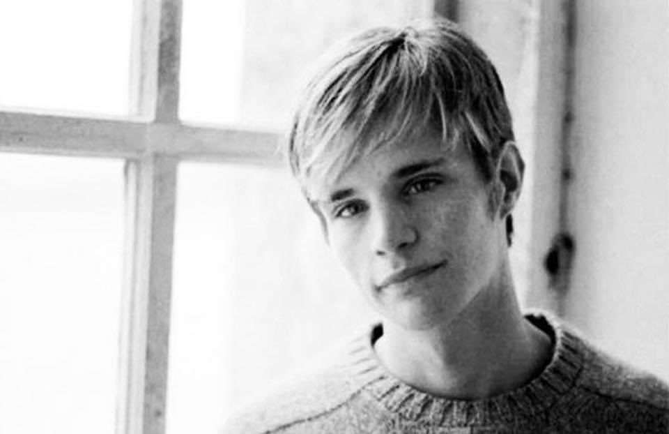 Today marks the 25th anniversary of October 6th, 1998, when Matthew Shepard was beaten & tortured near Laramie, Wyoming. Tied to a fence post & left for dead. The only part of his face not covered in blood, was where the tears had run down his cheeks. He died 6 days later.