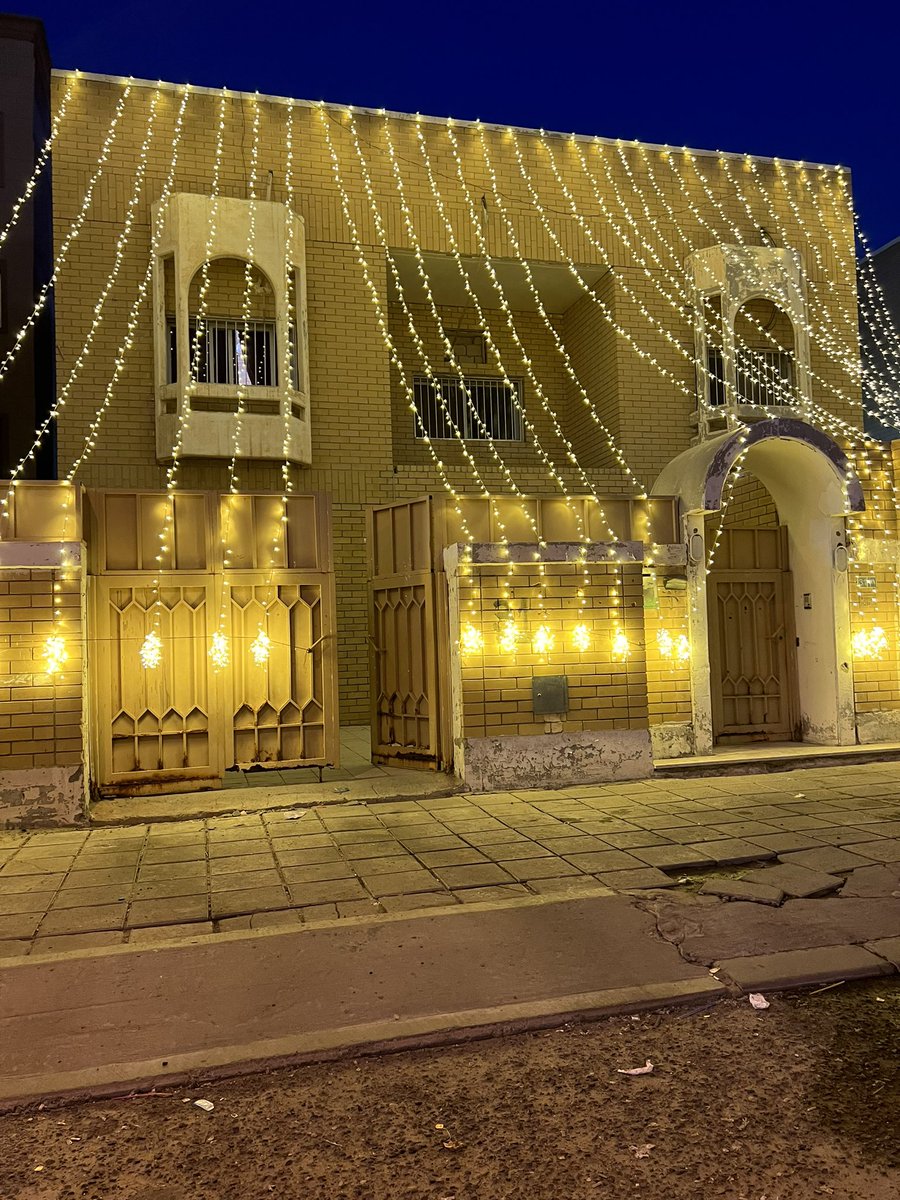 ونعم ابناء خميس الرديني
ونعم الجيره ونعم الخوه 
جزاهم الله خير مشاركينا افرحنا
ربي يحفظكم