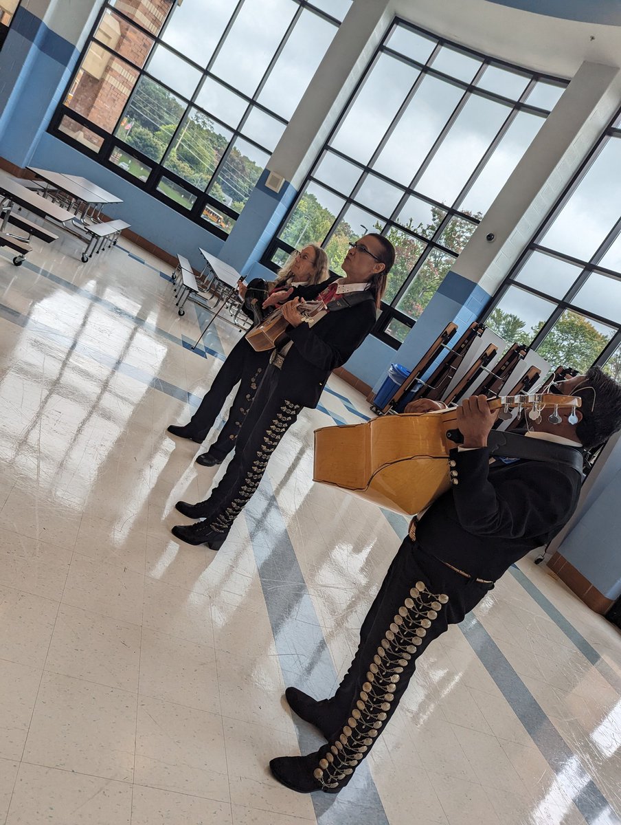 CburgWL's tweet photo. @Cburg_Coyotes Mariachi to celebrate HHM @MCPSEspanol https://t.co/Xnodhl4JQ0