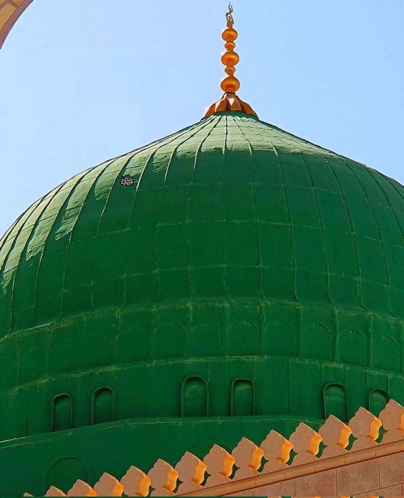 NaushadSaify's tweet photo. جمعہ مبارک
فرمان مصطفیٰ ﷺ: اس شخص کیلئے وَیل (یعنی ہلاکت و بربادی) ہے جسے قیامت کے دن میری زیارت نصیب نہ ہو، حضرت بی بی عائشہ رضی اللہ عنہا نے عرض کی: یا رسول اللہ ﷺ! وہ کون ہے جسے آپ کی زیارت نصیب نہیں ہو گی؟ فرمایا: وہ بخیل یعنی کنجوس ہے، عرض کی بخیل کون ہے؟ فرمایا: بخیل وہ https://t.co/X8eD4Hct5O