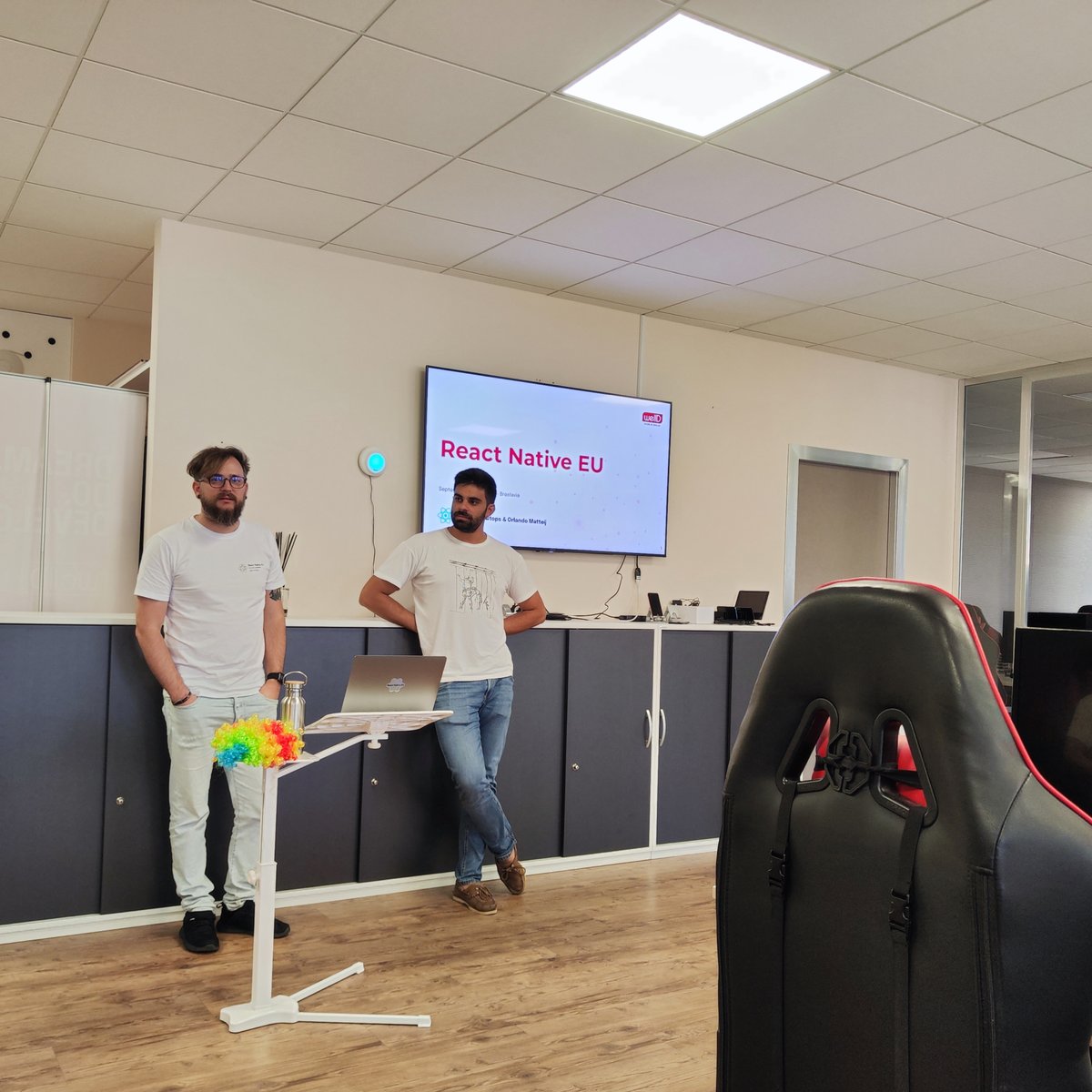 welldofficial's tweet photo. Luca Caputo and Matteo Orlandi guided a tech lunch last friday, diving deep into the latest advancements in #ReactNative73 and its powerful toolkit📱💻
#WellD #dreamdodevelop #ReactNative #MobileAppDevelopment #TechLunch #KnowledgeSharing #ReactNativeTools https://t.co/A082nTmUCU