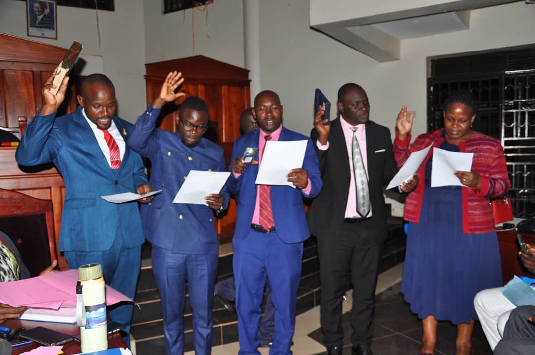 Wakiso District council re-elects Committee Chairpersons. Four out of the five sectoral committee chairpersons have been re-elected to head the District council standing committees.wakiso.go.ug/wakiso-distric…