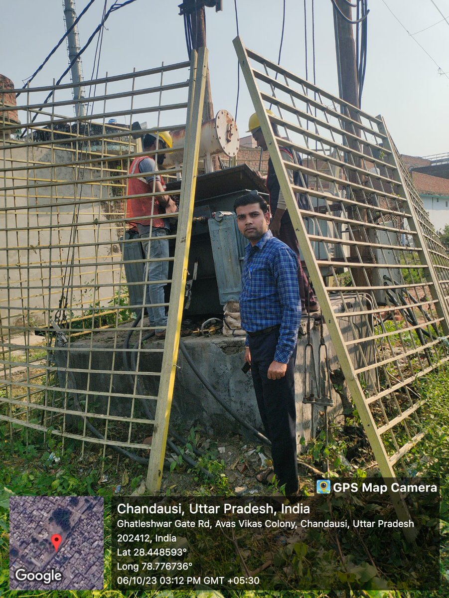 rcbharti's tweet photo. SIR,SPOT MAINTENANCE OF  MEDIUM POWER TRANSFORMER IS BEING DONE UNDER EDD CHANDAUSI  FOR PROVIDING UNINTERRUPTED POWER SUPPLY FOR UPPCL CONSUMERS
@eeewdmbd @SEworkshopPVVNL @MdPvvnl @ChairmanUppcl @mbd_ce https://t.co/GEiBpUZPk8