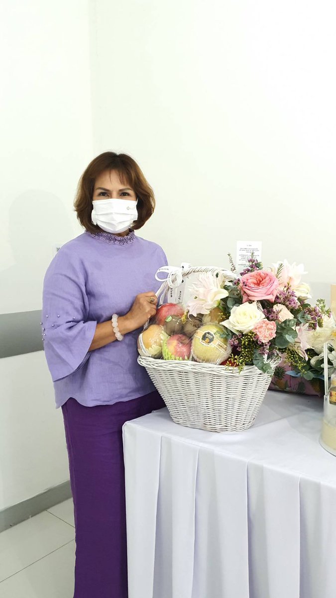 chatthirat_'s tweet image. ทางครอบครัวขอขอบคุณ คุณ @BamBam1A สำหรับกำลังใจที่ส่งมาให้คุณหนิง คุณแม่ได้อ่านให้คุณหนิงฟังแล้วอย่างครบถ้วนตามที่คุณแบมแบมตั้งใจ เชื่อว่าคุณหนิงจะดีขึ้นในเร็ววันค่ะ 🐍💚
และขอบคุณครอบครัวคุณแบมแบมรวมถึง @ABYSS_COMPANY @ime_th ที่ประสานงานให้ด้วยค่ะ

#BAMBAM
#iMeThailand 
#IGOT7