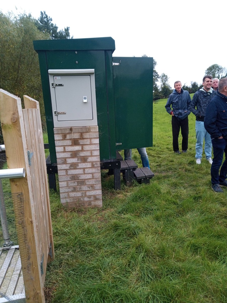 russelladamsoz's tweet photo. @AFBI_NI @NewHarmonicaEU. excellent field trip yesterday to the Upper Bann to look at environmental farming schemes and a nutrient - driven power plant using agricultural byproduct. #catchmentscience #NorthernIreland #LoughNeagh https://t.co/gkI86WBhhP