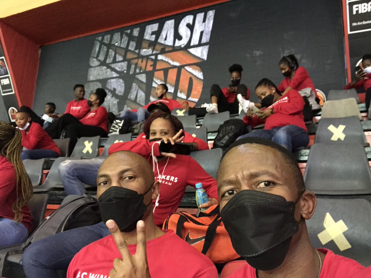 CoachLustar's tweet photo. #UnleashTheBrand 👊🏾 as we launched the women #BNLSA section ⛹🏾‍♀️ as 2021 was a great year back from #Covid_19 to #WomandlaInSport 🏆 #EveryShotCounts🏀 https://t.co/0c1Eu0YON3