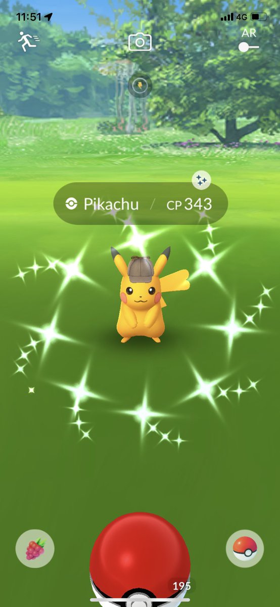 My first shiny detective Pikachu✨😍
名探偵ピカチュウの色違いを初ゲットしました🔍✨😍