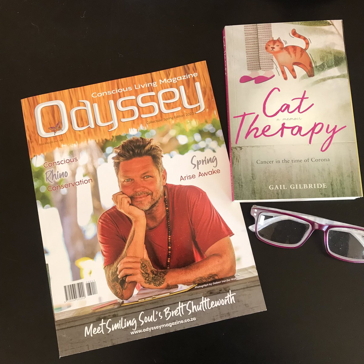 PennyHaw's tweet image. Lovely to see @gailies3 Cat Therapy featured in the current edition of @OdysseyMagZA There’s an associated giveaway too!

#memoir #furlit #readsa #cattherapy