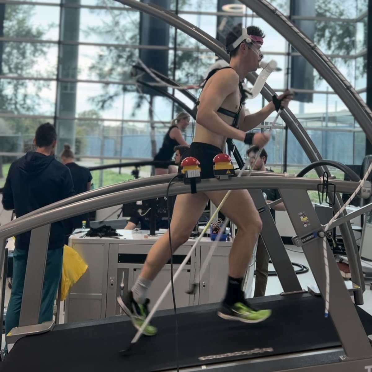 theAIS's tweet photo. #OnCampus @SnowAust XC Skiing Test Camp - happens twice a year, before winter begins in both the southern and northern hemispheres.

VO2 max (running lab) ✅  
sub max lactate test (ski lab) ✅  
1km or 3km (running on track) ✅

@ausxc @OWI_AUS | #theAIS https://t.co/CmtsCiFSaU