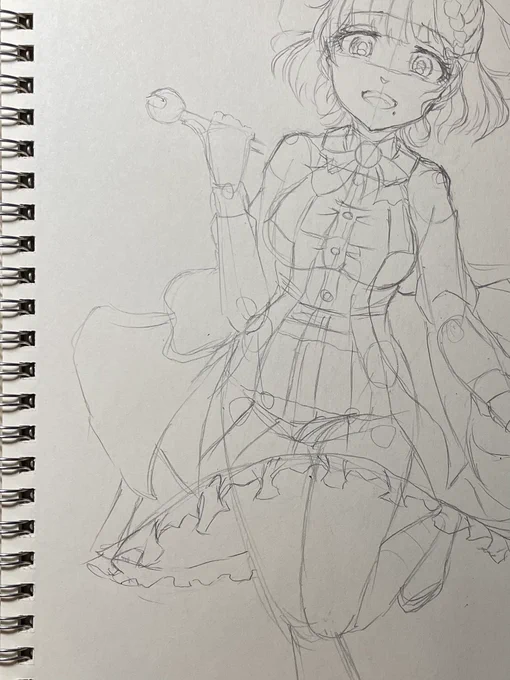 また何か描き始めました✏️✏️✏️